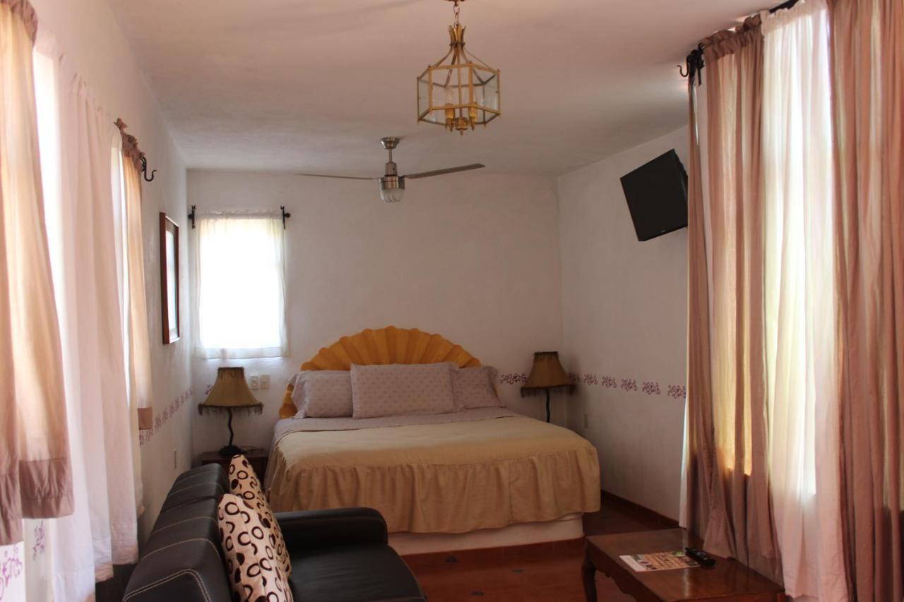 Hotel Posada Chamacuero Comonfort Extérieur photo